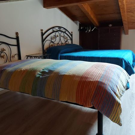 مبيت وإفطار Santo Stefano del Sole La Casa Sull'Aia,Av المظهر الخارجي الصورة
